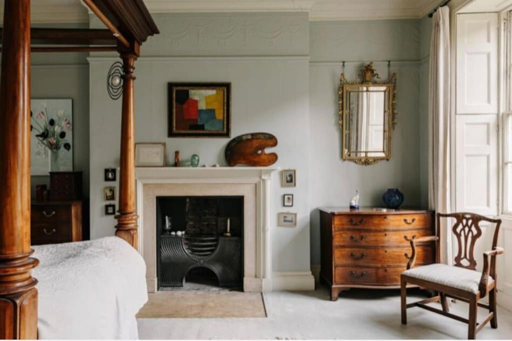 Cressy Hall - Historic Grade II Listed Manor, Gorgeous Topiary Garden Gosberton Exterior photo